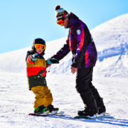 Visita la pagina con le informazioni sulle lezioni di snowboard